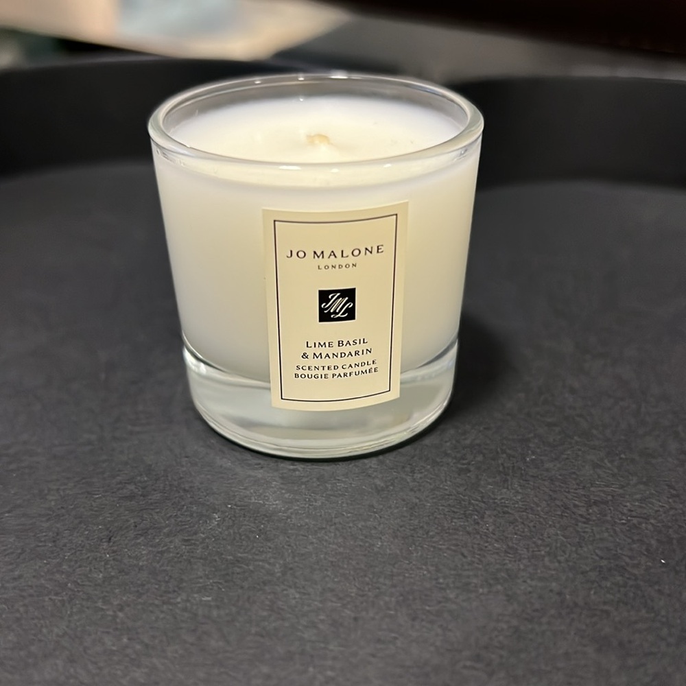 Jo Malone London Mini / Travel Candle - LIME BASIL & MANDARIN scented